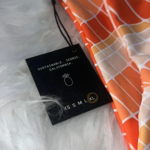 Skatie XL Orange Tie Bikini Bottom BRAND NEW
NEVER WORN - Picture 4 of 4